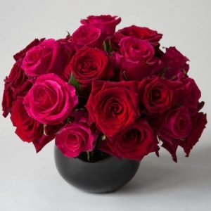 Two-Tones of Red Roses in an Elegant Contemporary Black Vase | 24 Stems
